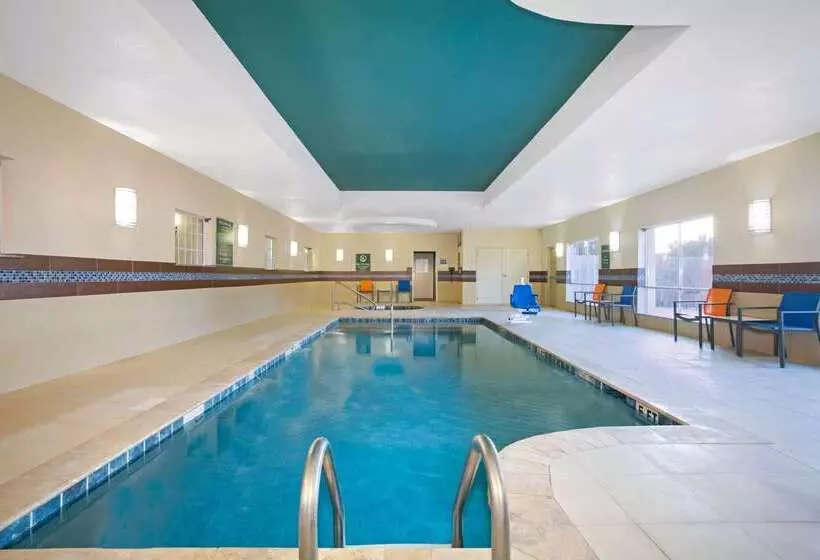 酒店 La Quinta By Wyndham Pearsall