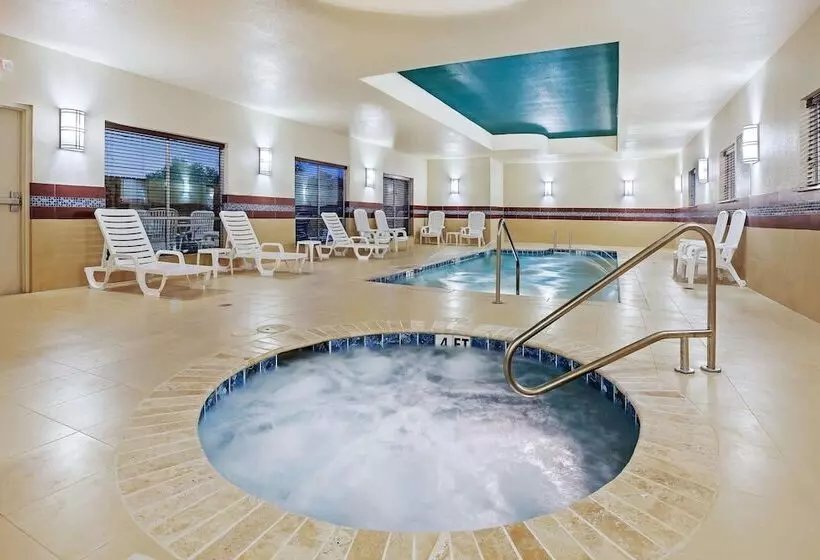 酒店 La Quinta By Wyndham Pearsall