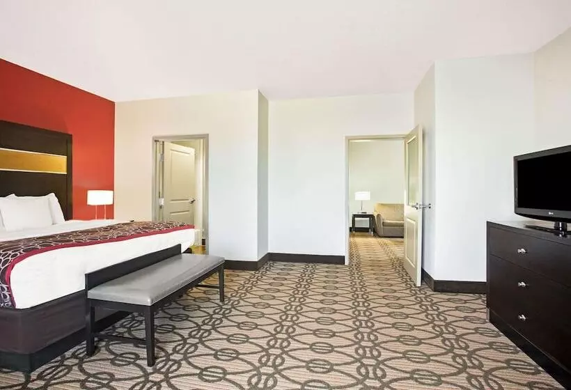 酒店 La Quinta By Wyndham Pearsall