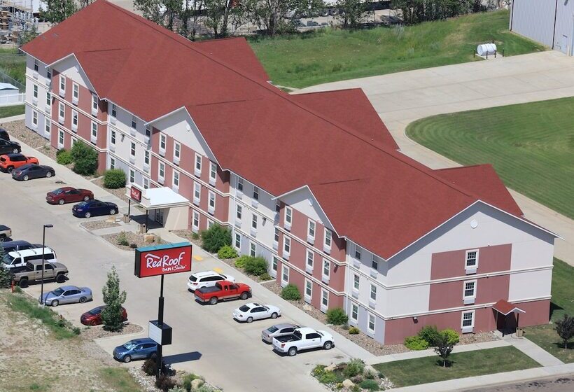 בית מלון כפרי Red Roof Inn & Suites Dickinson
