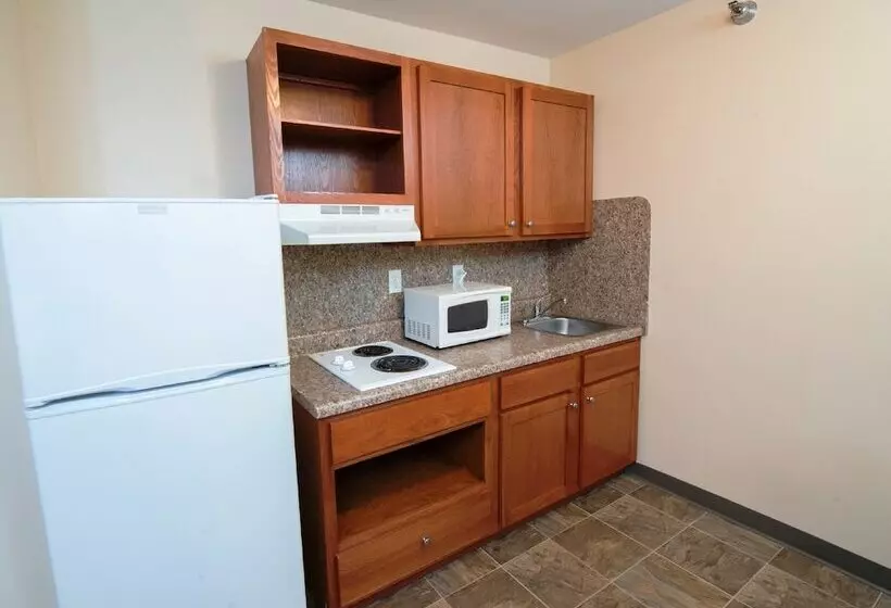 فندق Red Roof Inn & Suites Dickinson