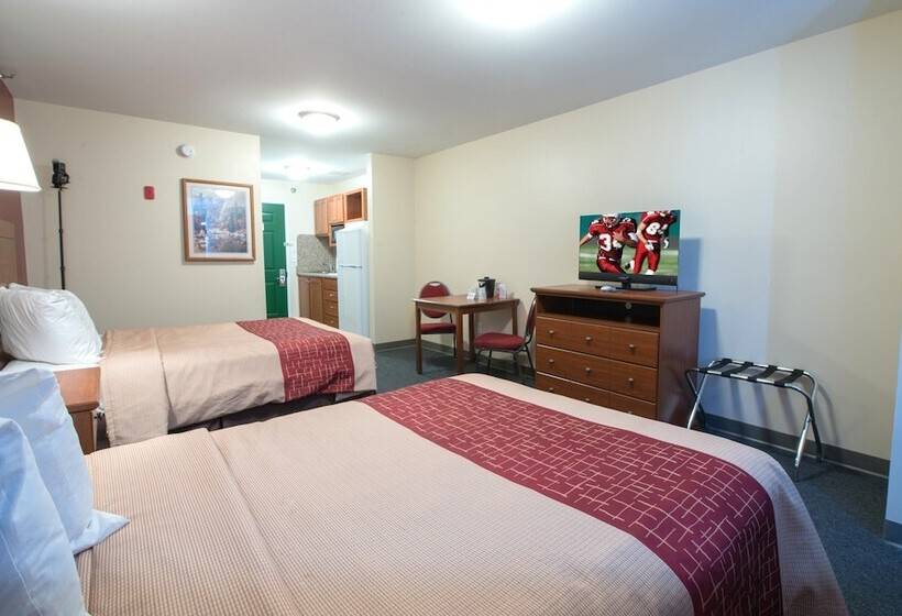 בית מלון כפרי Red Roof Inn & Suites Dickinson