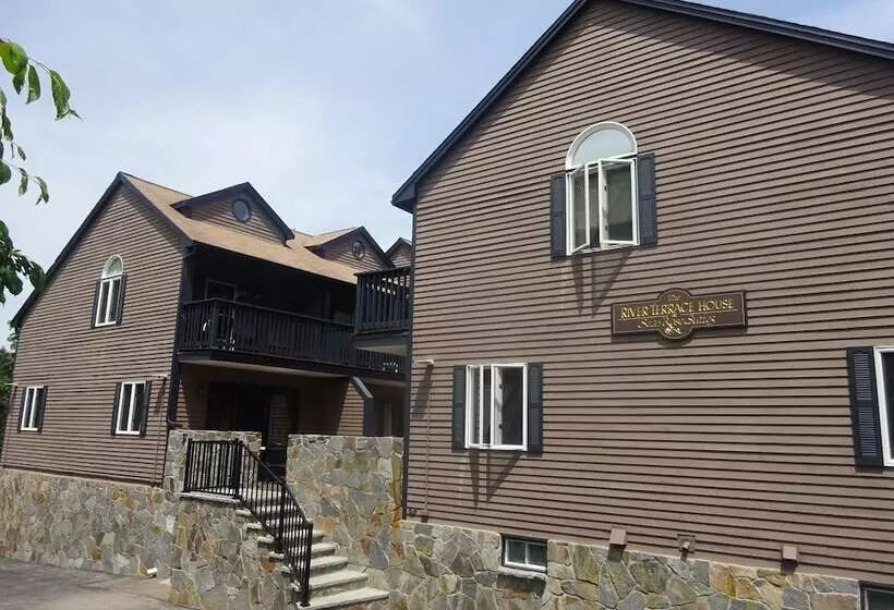 ホテル Sea Rose Suites