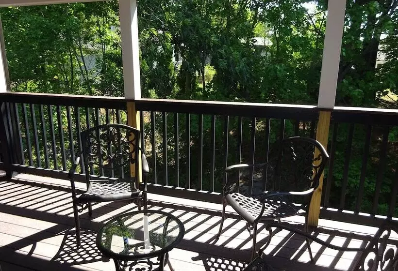 ホテル Sea Rose Suites