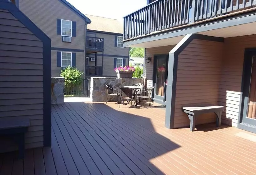 ホテル Sea Rose Suites