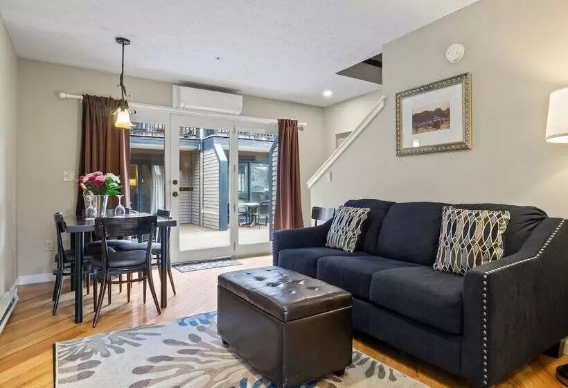 ホテル Sea Rose Suites