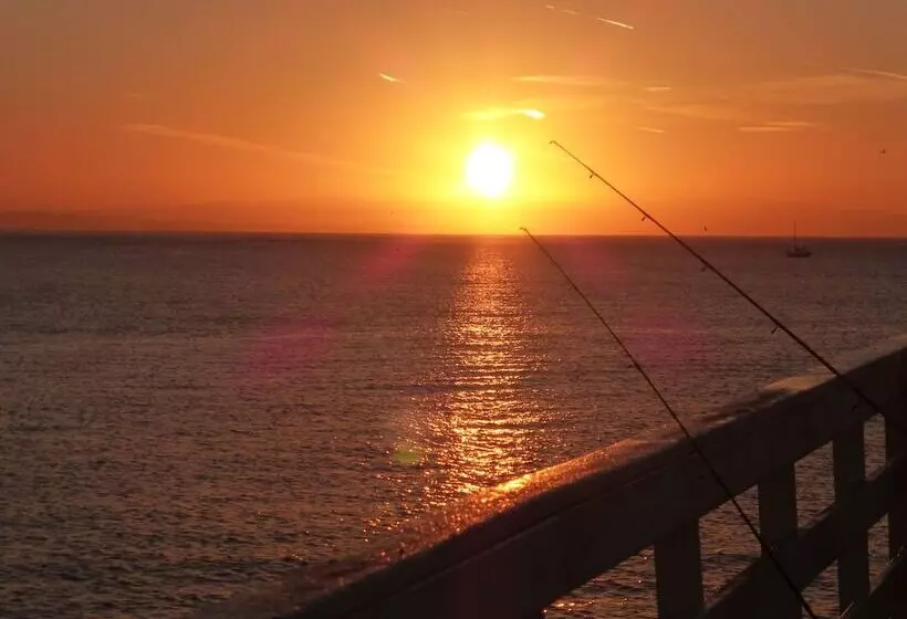 ホテル The Historic Brookdale Lodge, Santa Cruz Mountains