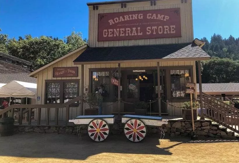 ホテル The Historic Brookdale Lodge, Santa Cruz Mountains