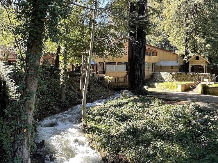 Отель The Historic Brookdale Lodge, Santa Cruz Mountains