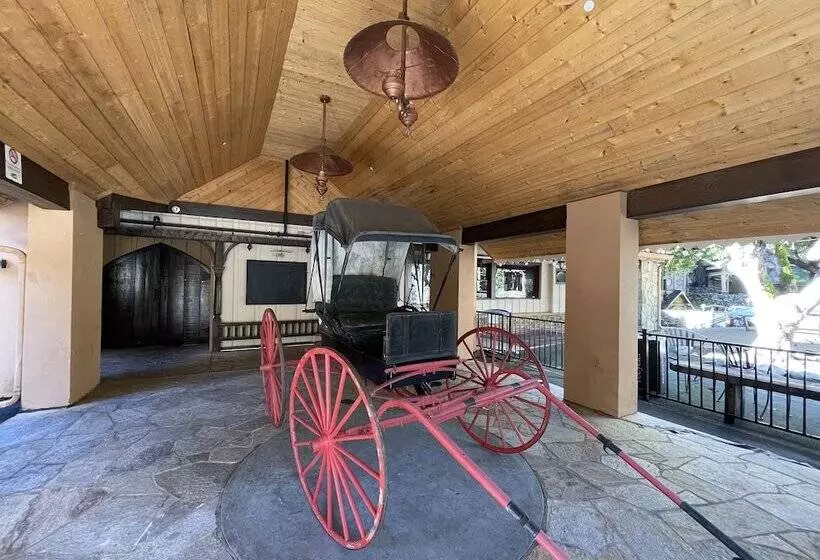 ホテル The Historic Brookdale Lodge, Santa Cruz Mountains