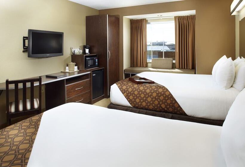 Microtel Inn & Suites By Wyndham Wheeling At The Highlands