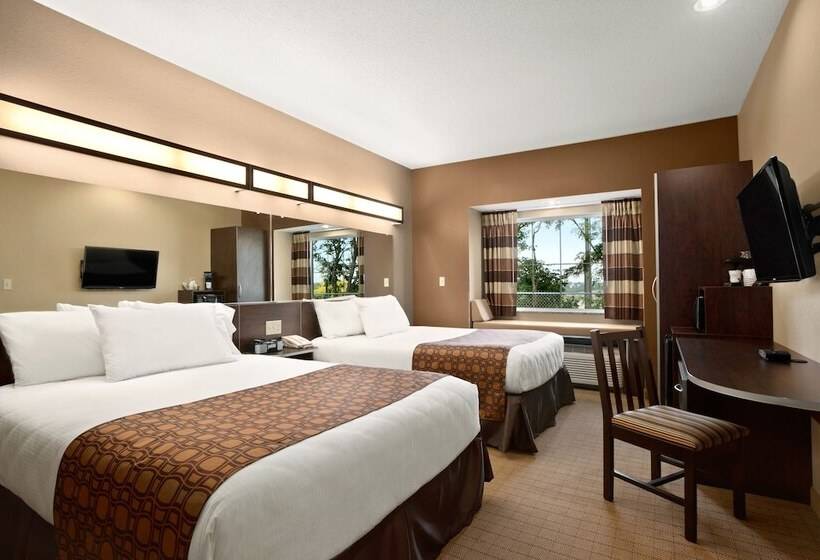 Microtel Inn & Suites By Wyndham Wheeling At The Highlands