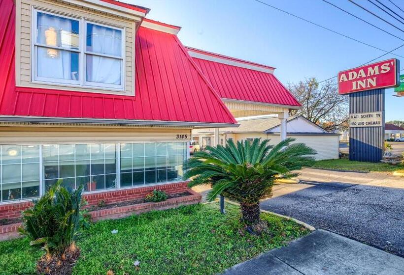 מוטל Adams Inn
