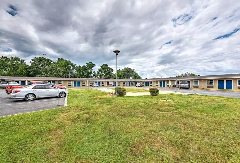 モーテル Guest Inn Rogers