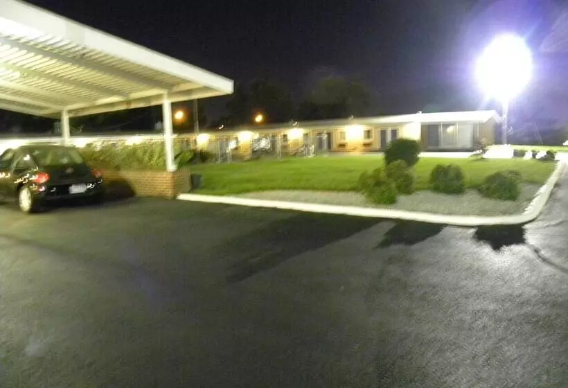 モーテル Guest Inn Rogers