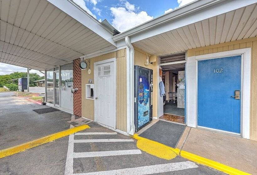 Motel Guest Inn Rogers