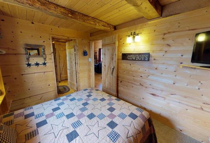 Ranch Mountain Cabin, Stunning! Bbq, Campfire, Hiking