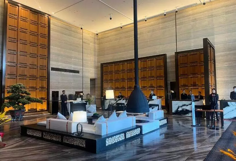 Hotelli Crowne Plaza Hohhot City Center