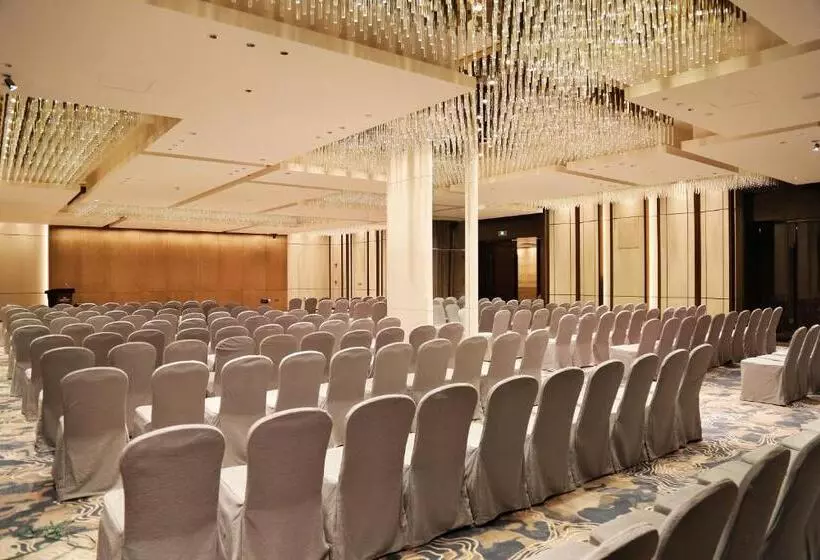 Hotelli Crowne Plaza Hohhot City Center