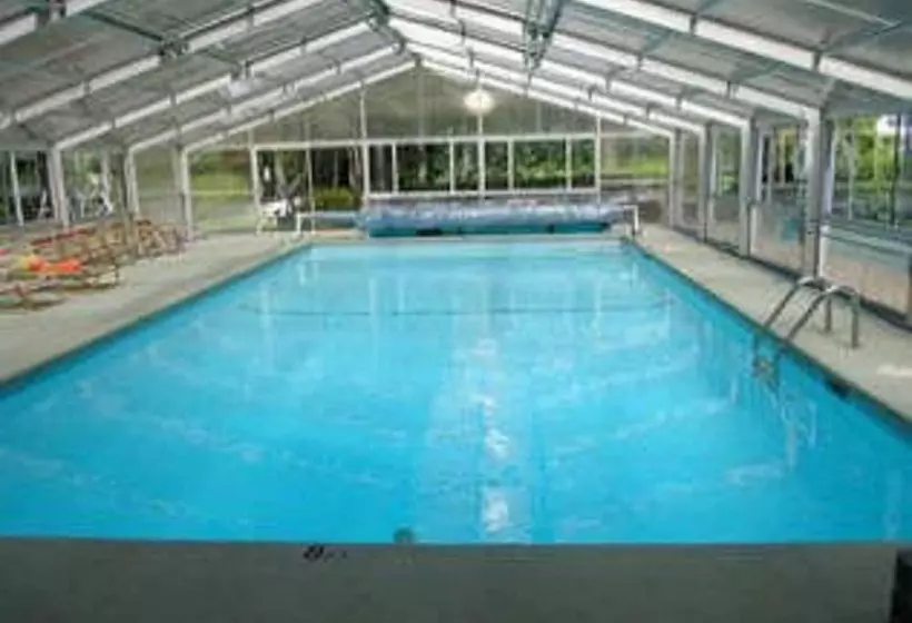 Cabins At Twinbrook Resort