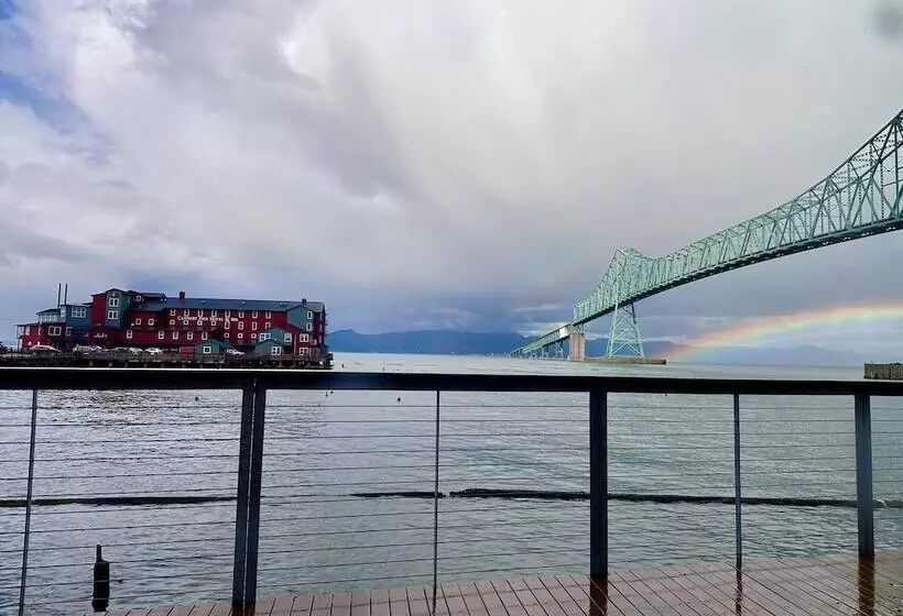 Cannery Pier Hotel & Spa