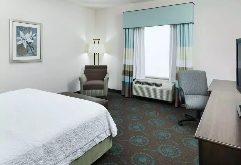 Hampton Inn & Suites Huntsville/research Park Area