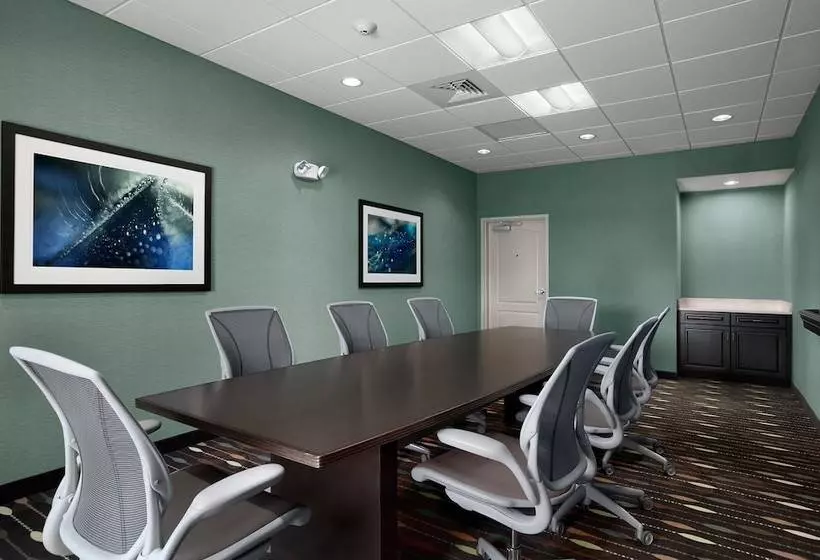 Hampton Inn & Suites Huntsville/research Park Area