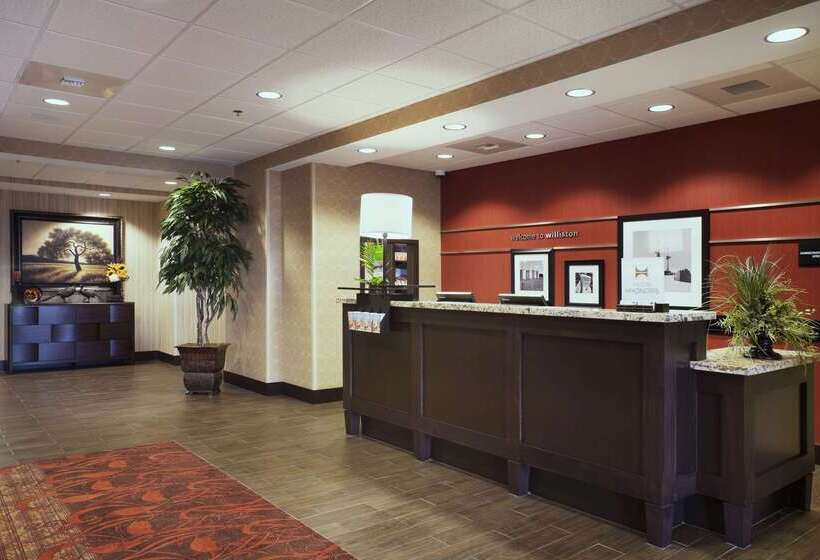 Hampton Inn & Suites Williston