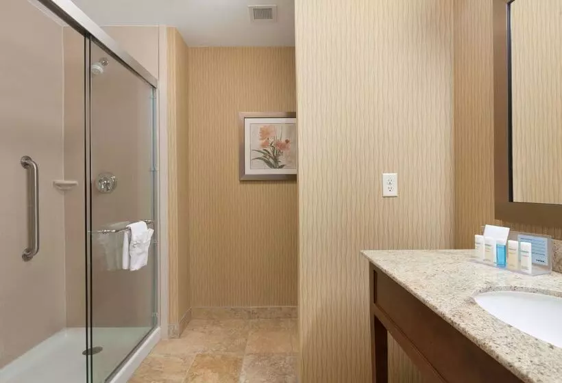 Hampton Inn & Suites Williston