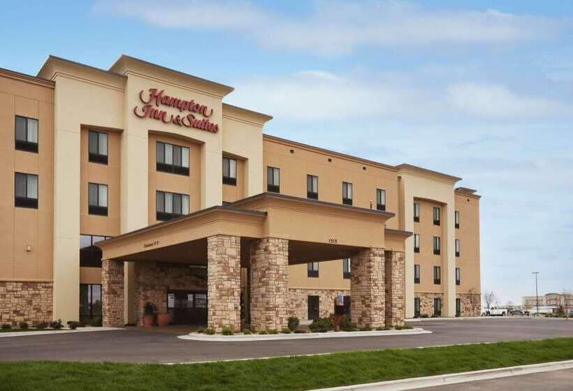 Hampton Inn & Suites Williston