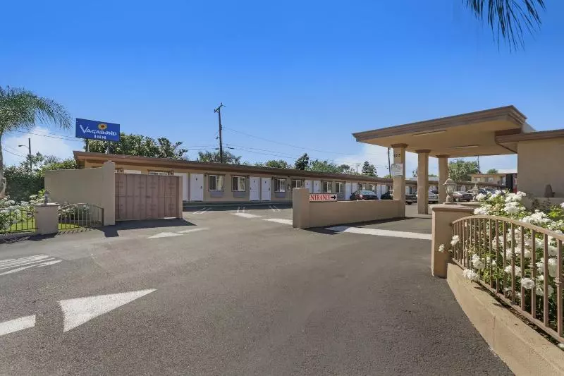 Отель 3rd Avenue Inn