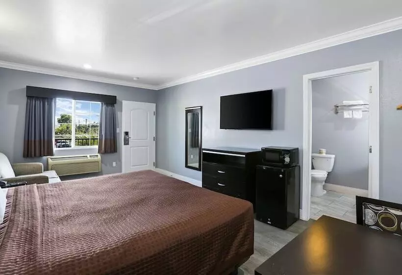 Отель 3rd Avenue Inn