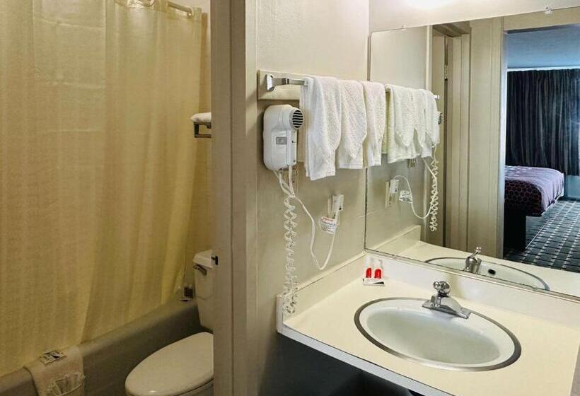 Otel Econo Lodge