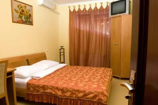 هتل Chervona Kalina