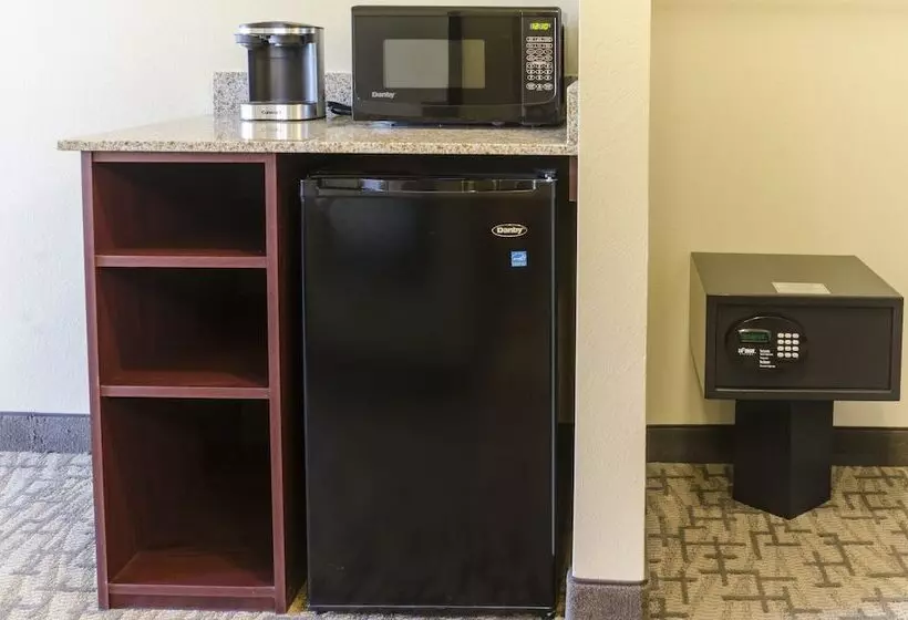 호텔 Cobblestone Inn & Suites Harvey