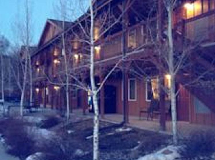 Отель Complejo Centennial Suites Extended Stay Lodge