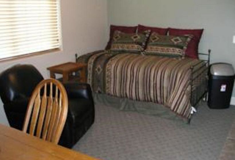 Отель Complejo Centennial Suites Extended Stay Lodge