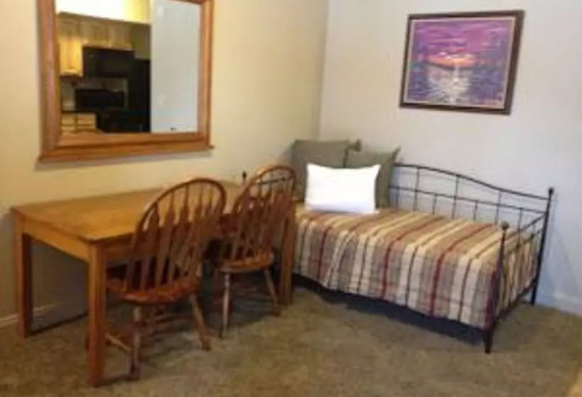 Отель Complejo Centennial Suites Extended Stay Lodge