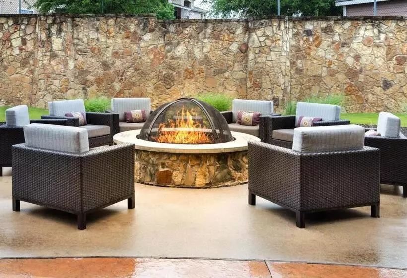 ホテル Courtyard By Marriott Denton