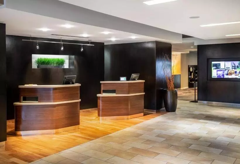 ホテル Courtyard By Marriott Denton