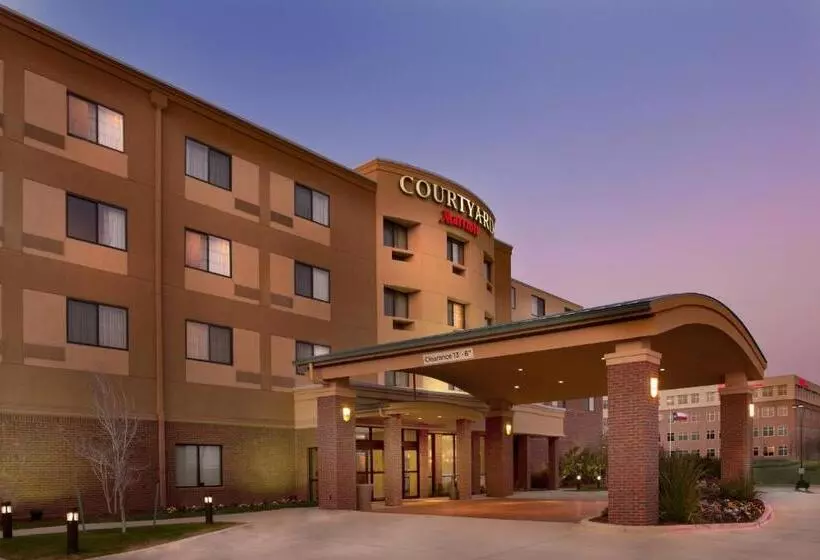 ホテル Courtyard By Marriott Denton
