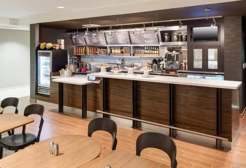 酒店 Courtyard By Marriott Hattiesburg