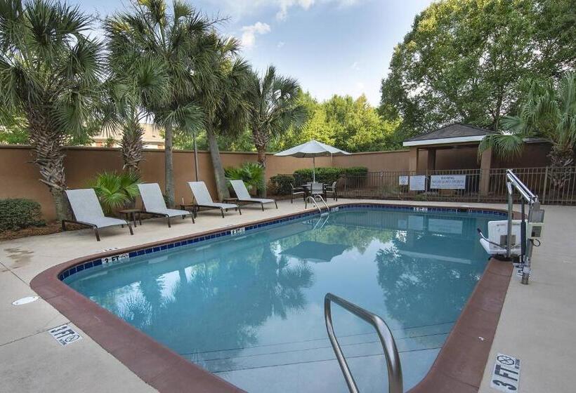 Отель Courtyard By Marriott Valdosta