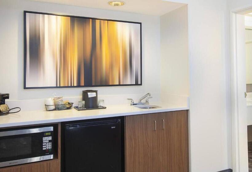 Отель Courtyard By Marriott Valdosta