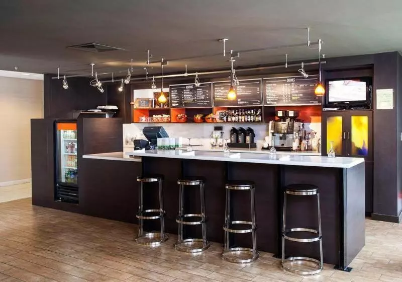 ホテル Courtyard By Marriott Valdosta