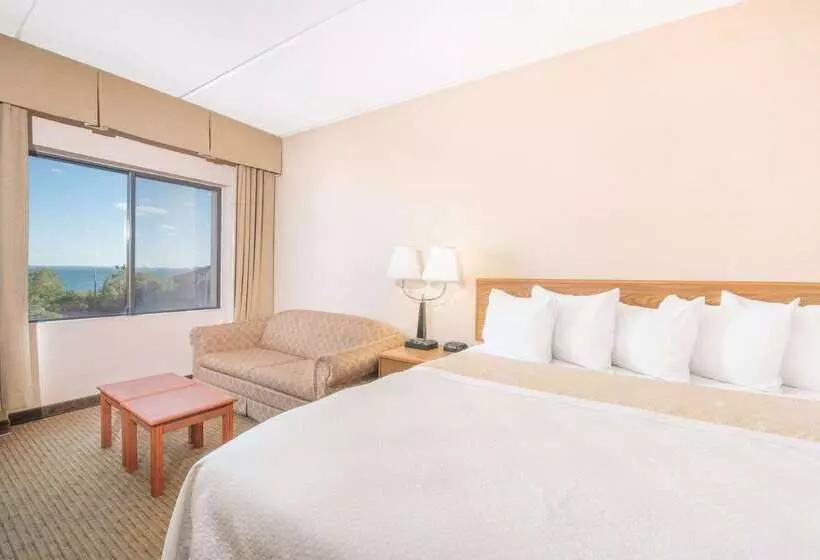 فندق Days Inn By Wyndham Duluth Lakewalk