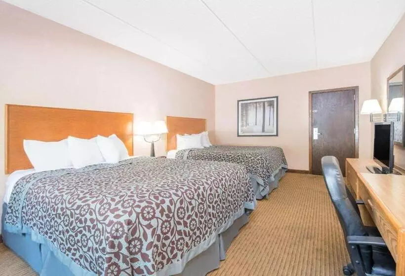 فندق Days Inn By Wyndham Duluth Lakewalk