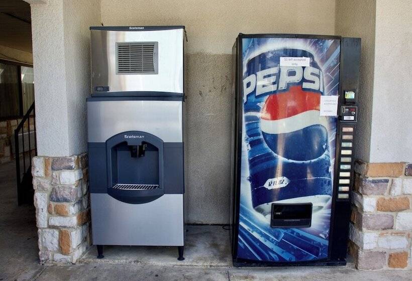 فندق Executive Inn Of Arlington, Near At&t Stadium