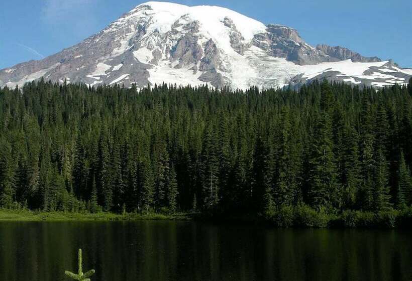 فندق Gateway Inn & Cabins