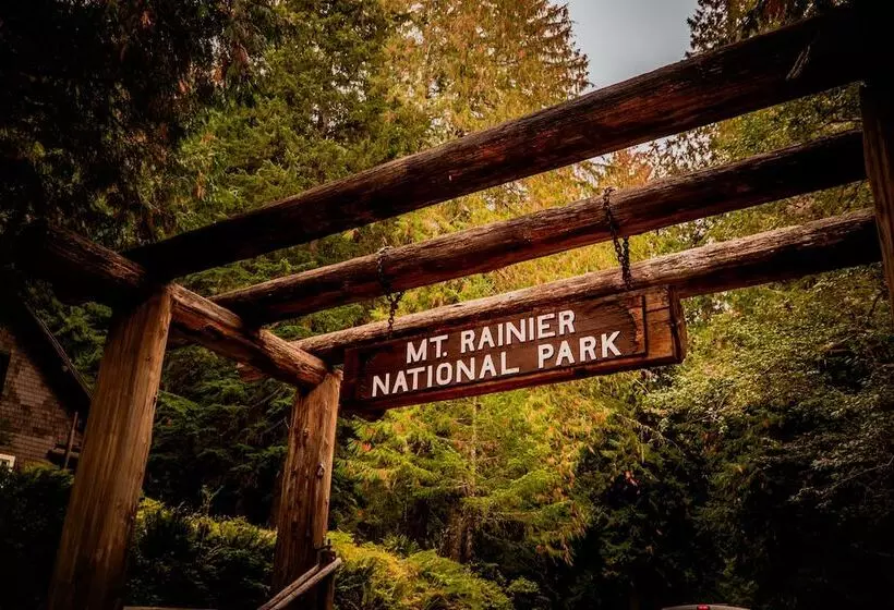 酒店 Gateway Inn & Cabins